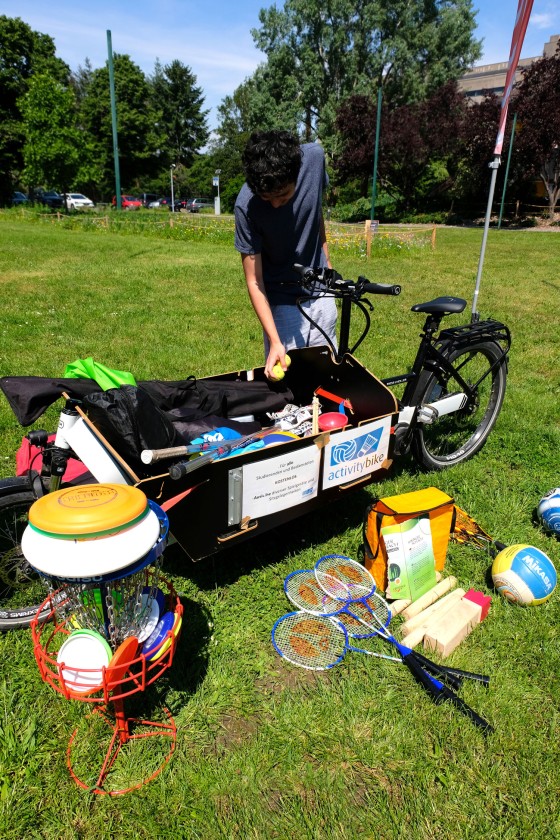 Activity Bike hochkant Lea Theismann